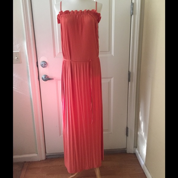 NWT Susana Monaco Mila Pleated Maxi Dress,… - Picture 2 of 4